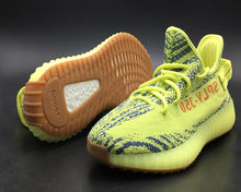 YEEZY BOOST 350 V2 Semi Frozen Yellow